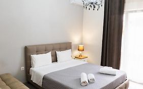 Hili Resort Luxurious Seaside Apartment